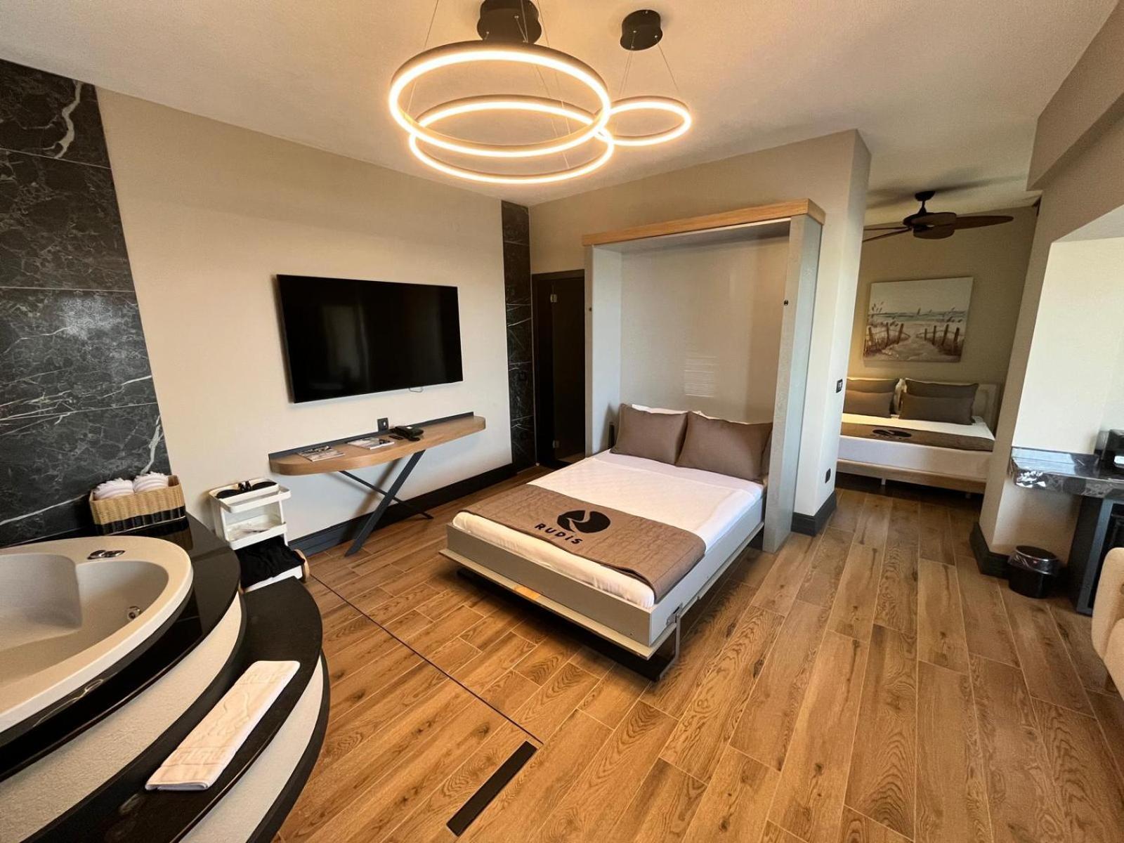 Rudis Hotel Narlidere 外观 照片